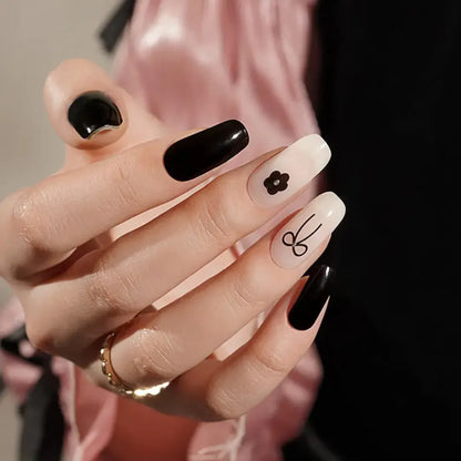 Coquette Black- Stickers de Uñas en Gel
