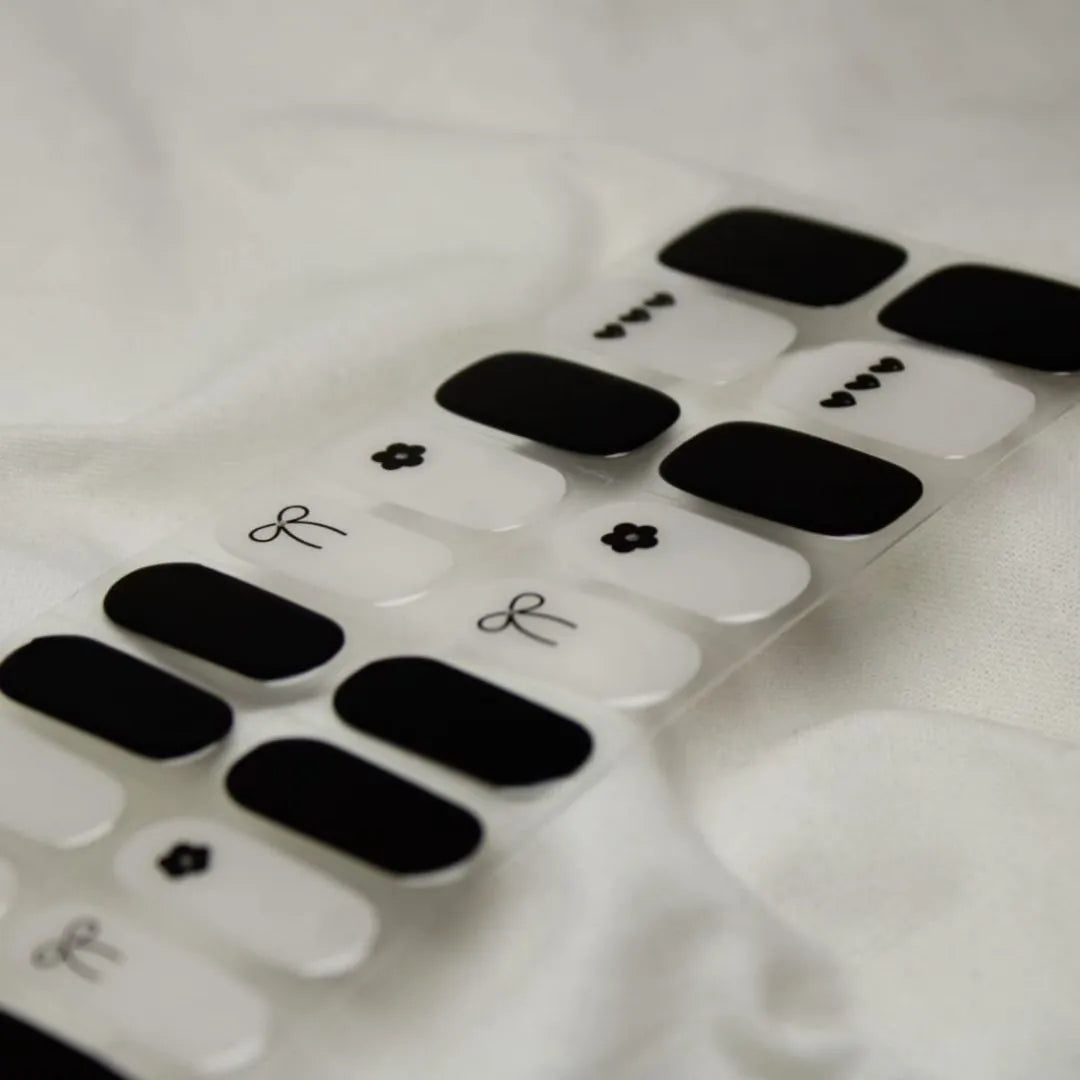 Coquette Black- Stickers de Uñas en Gel